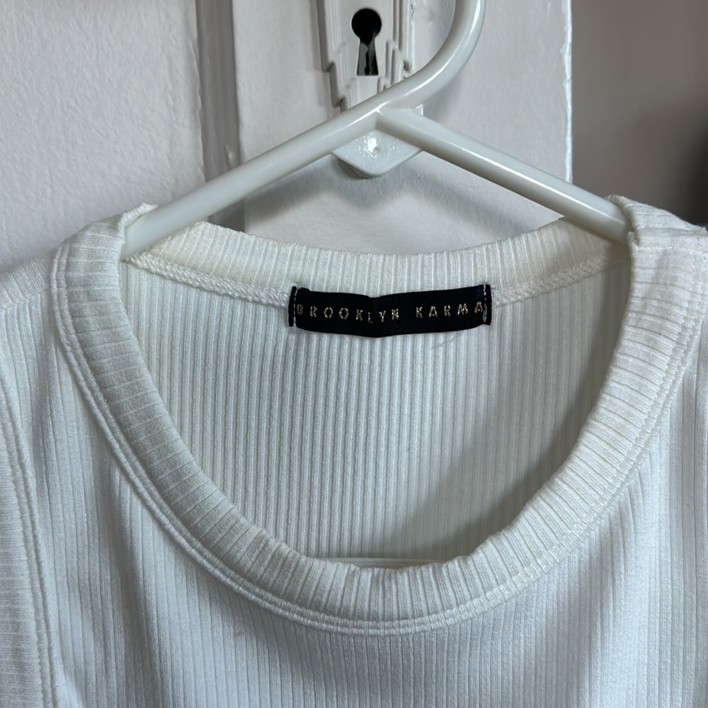 White Ribbed Crop Top - Picture 3 of 5